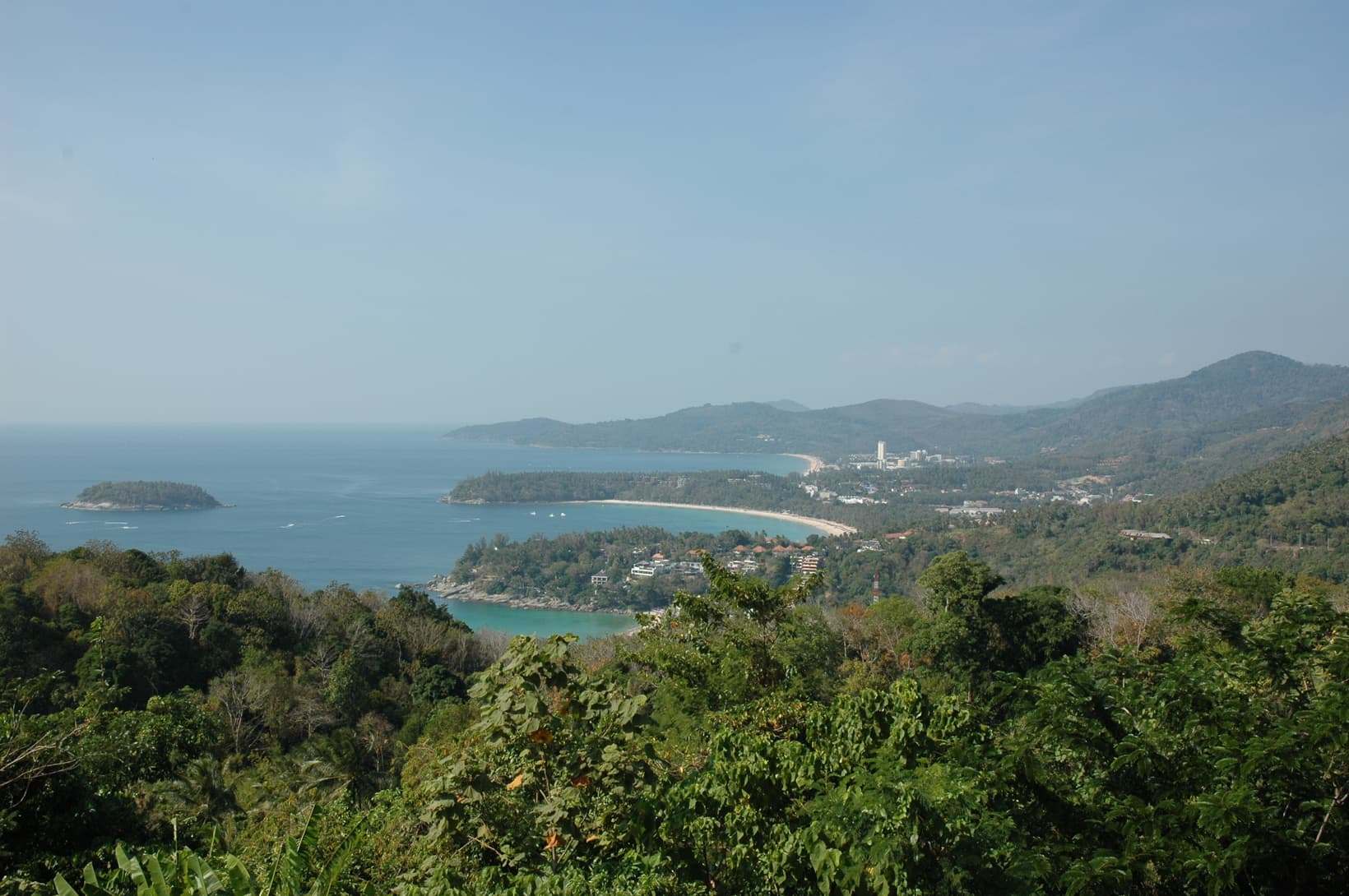 카론 전망대에서 본 카타노이·카타·카론 해변